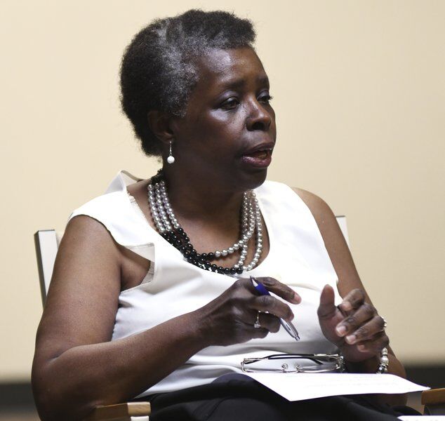 NAACP, Ashtabula officials meet to discuss officer's comments